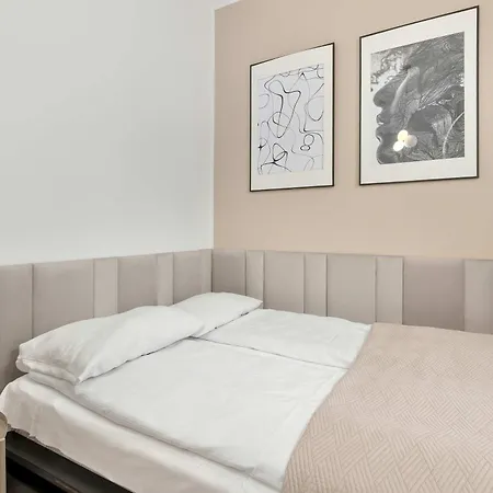 Apartament Comfortable For A Group Of Friends In Gdansk, Close To The Center By Renters