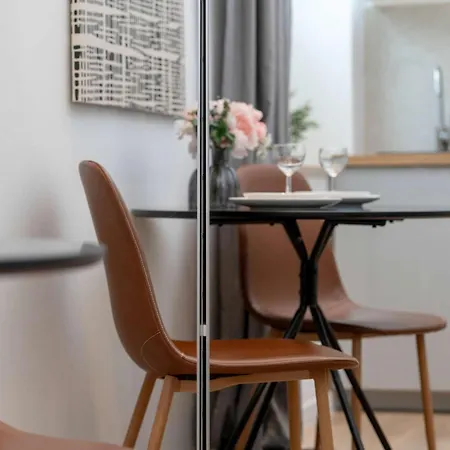 Comfortable For A Group Of Friends In Gdansk, Close To The Center By Renters